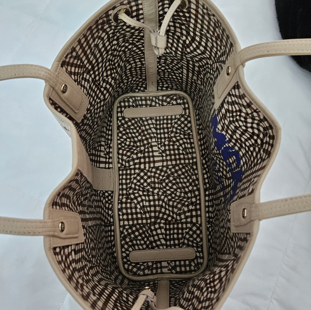 MCM Reversible Liz Shopper - Picture 6 of 11
